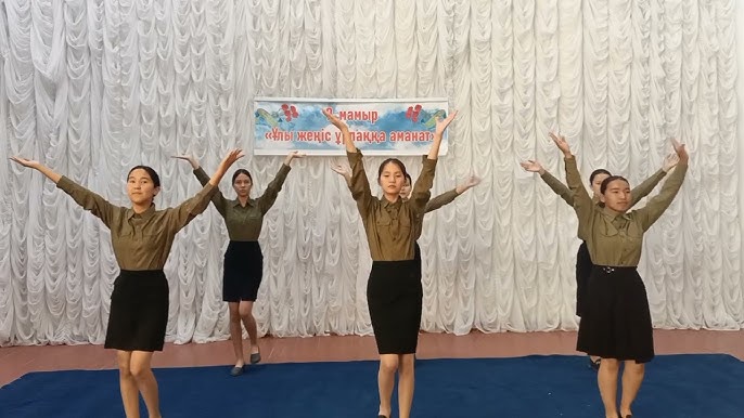 Жалаңаш лилия Житомир Өте әдемі транспорно