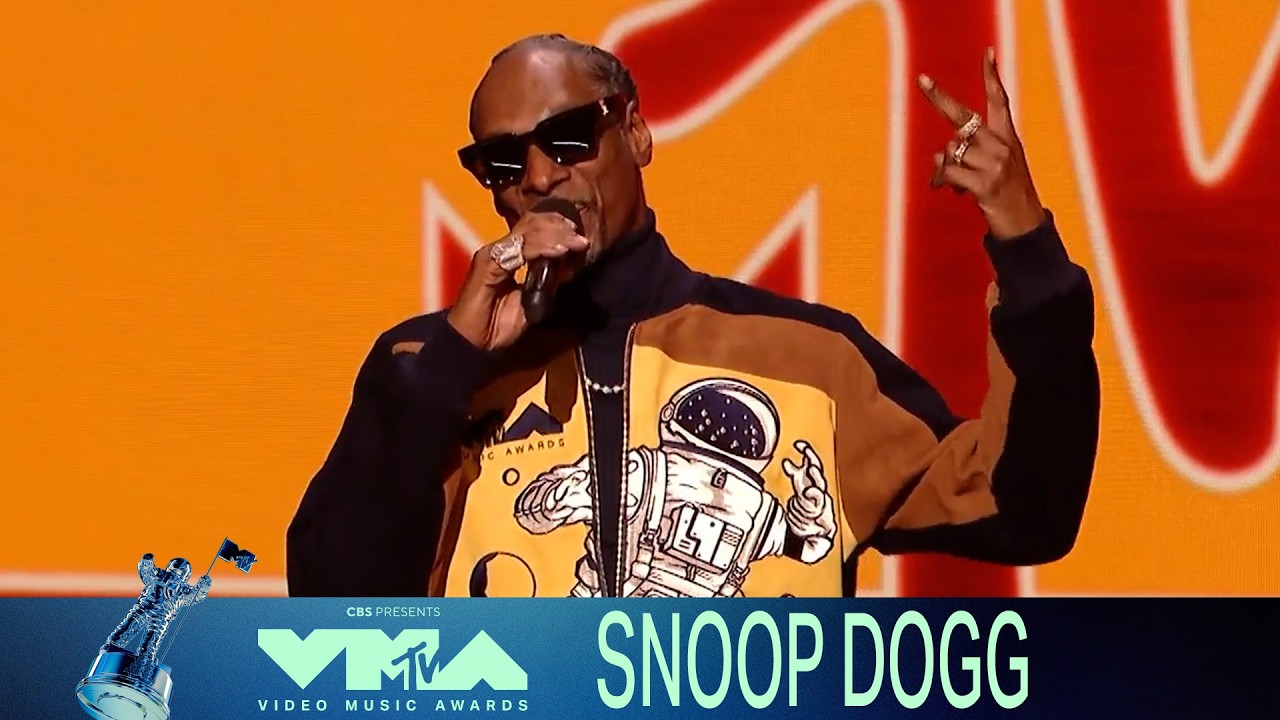 Snoop Dogg Opens the 2026 VMAs! 🔥 | 2026 VMAs