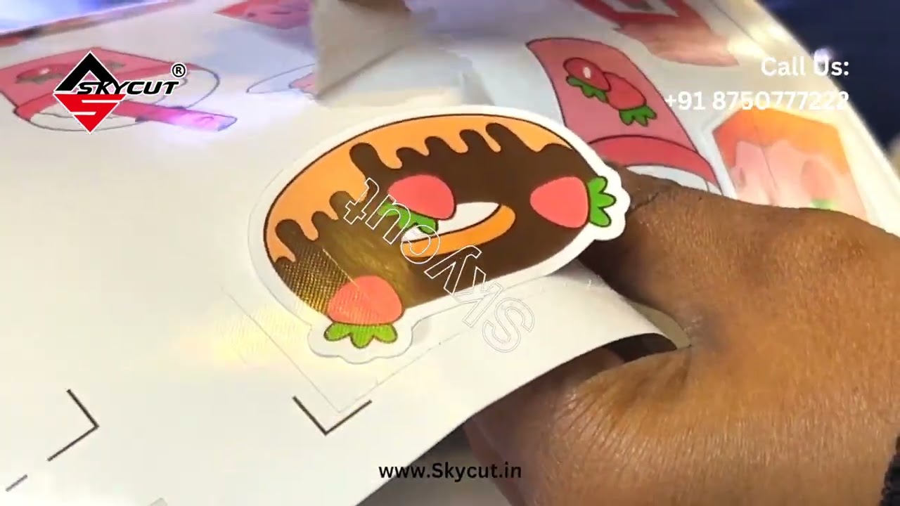 Skycut VH SERIES Cutting Plotter. Redefine speed and precision