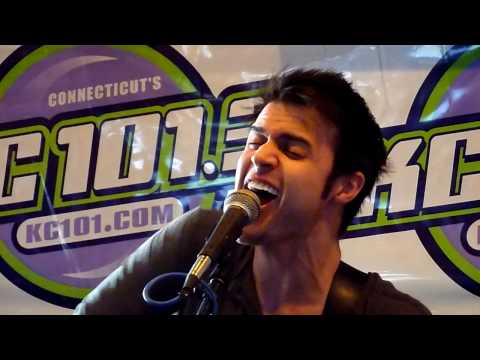 Kris Allen - Heartless/Gangst...  Paradise Mashup (Acoustic)