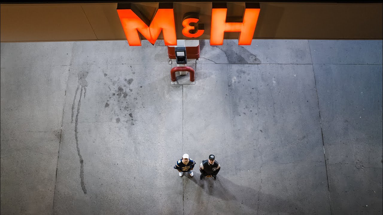 Dakotah Faye & Hooey - Location (Official Music Video) adlı videoyu YouTube'da izle Dakotah Faye & Hooey - Location (Official Music Video) adlı videoyu YouTube'da izle