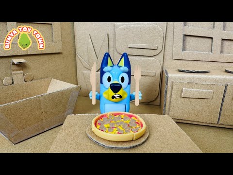 Bluey Inside The Cardboard House | Pretend Play with Bluey Toys