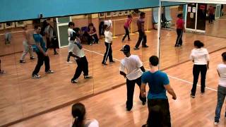 Netinho Capoeira-Jeremih-Raindrops.MOV