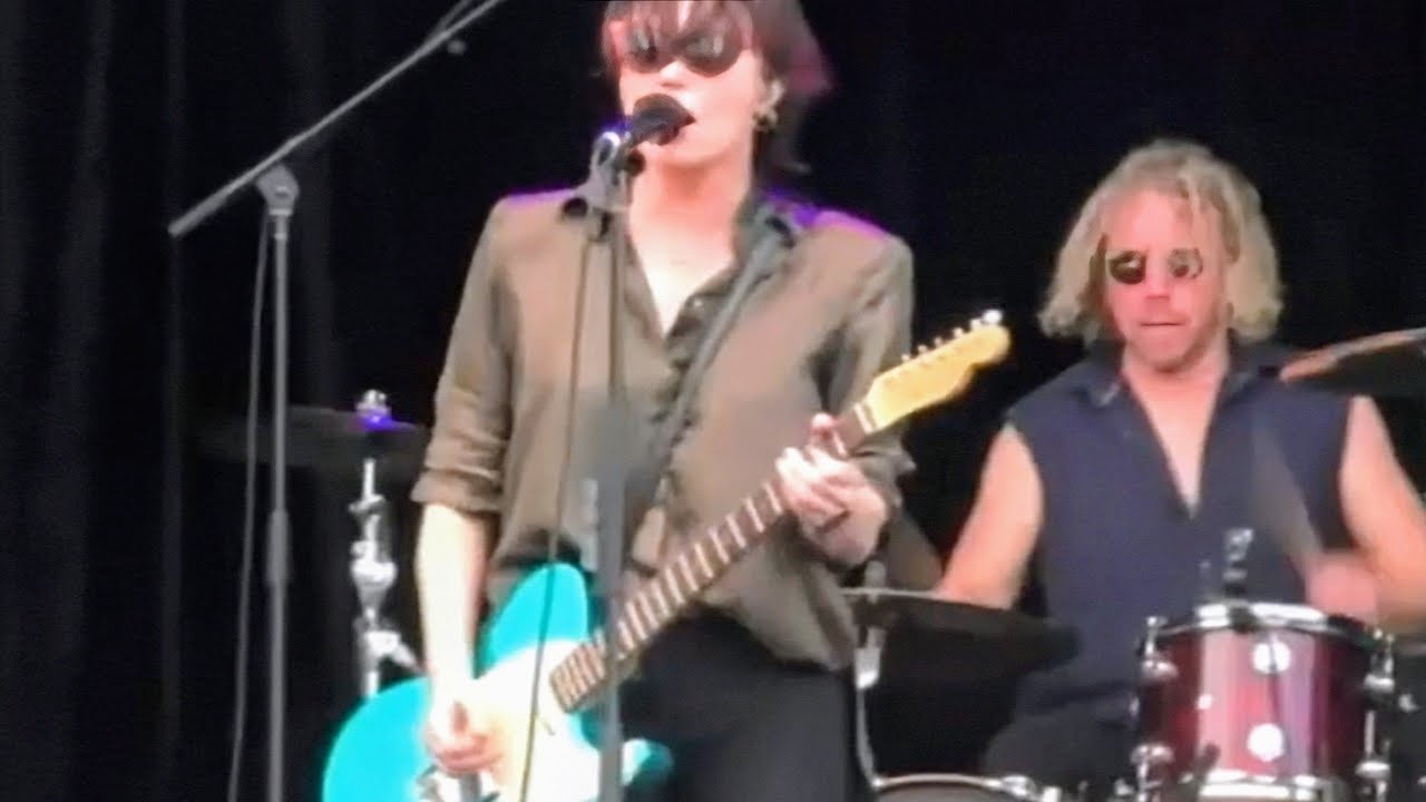 🎸BABY ANIMALS 🎸 "One Word" Live @ Red 🔥 HOT 🔥 Summer Tour Bendigo Racecourse Victoria 26/4/25