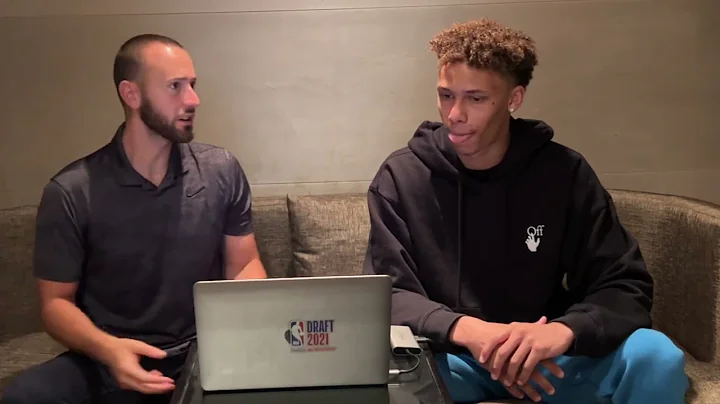 2022 NBA Draft prospect Dyson Daniels film session...