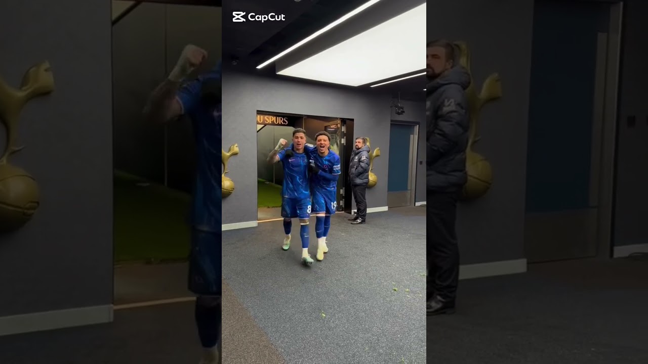 Sancho and Enzo Fernandez celebrate our Win against Tottenham 💙