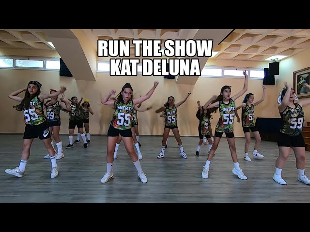 RUN THE SHOW - KAT DELUNA FT. BUSTA RHYMES - DANCE VIDEO. CHOREOGRAPHY BY ILANA. HIP HOP KIDS CLASS. class=