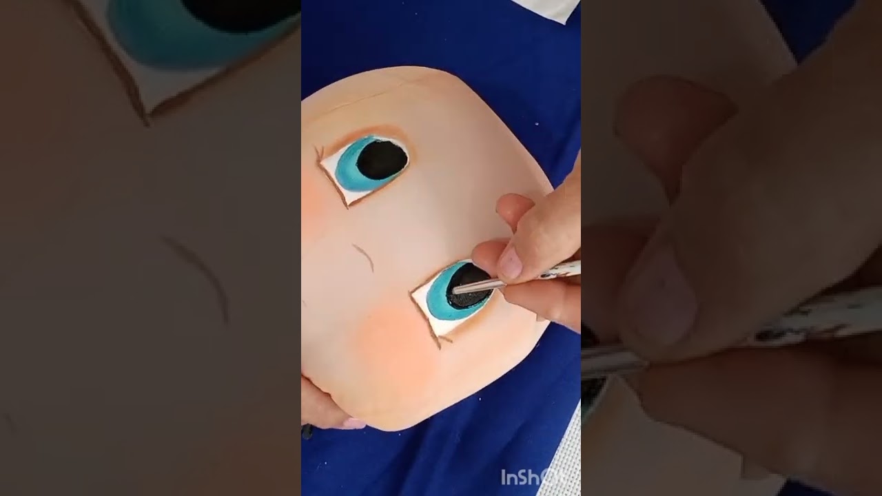 Pintando ojos muñeca Any