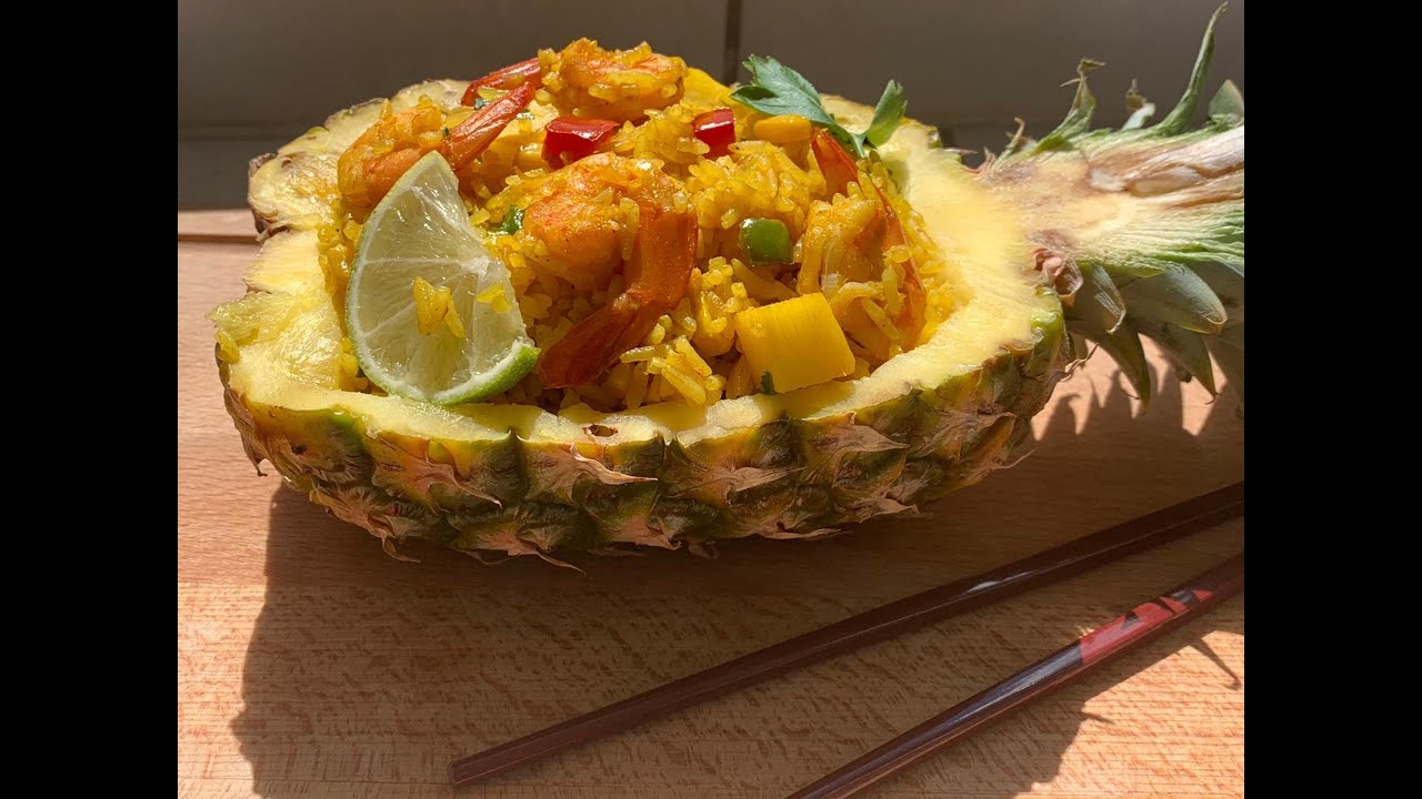 Riz thaïlandais sauté à l'ananas et aux crevettes YouTube