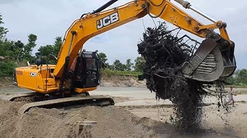 Excavator VS Big Tree Roots - Pulling out Big Tree Root - JCB 220 Excavator VS JCB 140 Excavator
