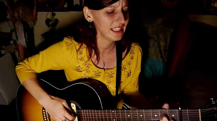 Lindy Gray - Rosalee ::: Alcove Sessions