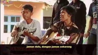 Sindir pemerintahan jokowi. Pengamen suara emas.