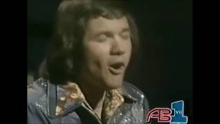 Bread - Goodbye Girl - David Gates Live Performance 1978 chords