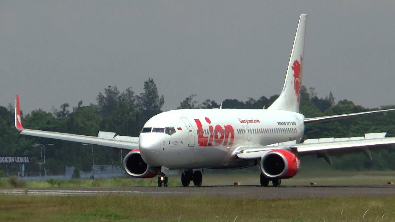 [HD] Action spotting at Yogyakarta Adisutjipto Airport - 01/09/2016