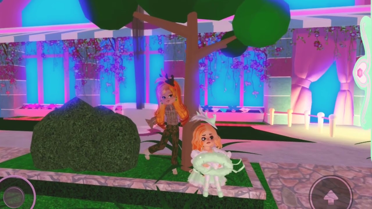 Rarity VS TwinkleShine Royale High Two Color Outfit Challenge!