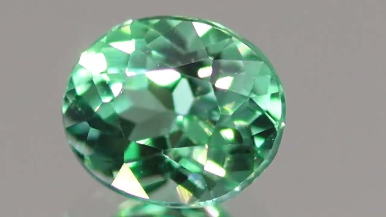 天然コーネルピン 0.23ct 【ブルーグリーン】 タンザニア 天然コーネルピン 0.23ct 【ブルーグリーン】 タンザニア
