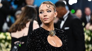 Met Gala 2025 Newly Single Sydney Sweeney Wows In Cleavage-Baring Black Miu Miu