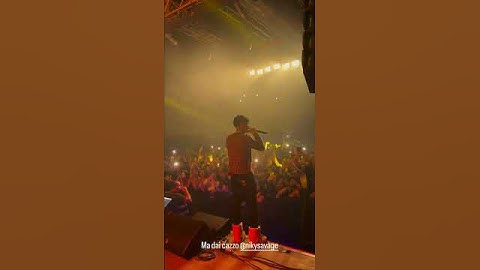 FEDEZ e NIKY SAVAGE cantano DI CAPRIO live🗣️🗣️🗣️ #trending #concert #viralvideo #music #live #perte