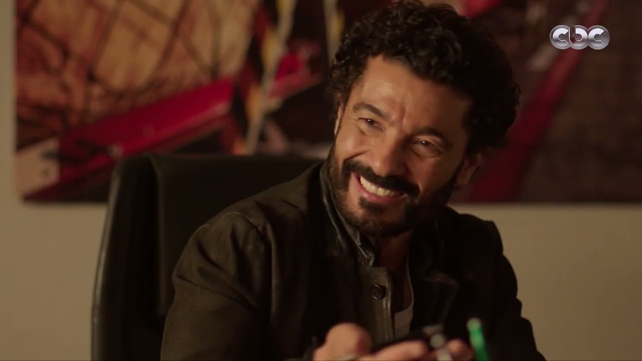 راجعين ياهوي | منتصر حما الأولاد اللي عامل فيها الراجل المحترم هو اللي كان بيسرق عيلة أبو الهنا