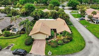 6839 Villas Dr S,  Boca Raton, FL 33433 - Laurie Dubow 'Your Real Estate Concierge'