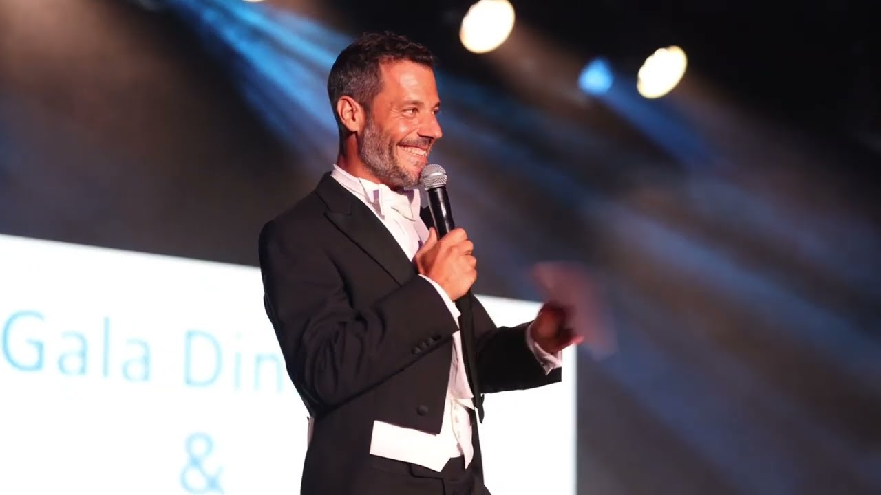 International Master of Ceremonies hosting the IFSCC Congress in English at Cannes