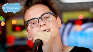 Video thumbnail of "THE WRECKS - "Favorite Liar" (Live at JITV HQ in Los Angeles, CA 2016) #JAMINTHEVAN"