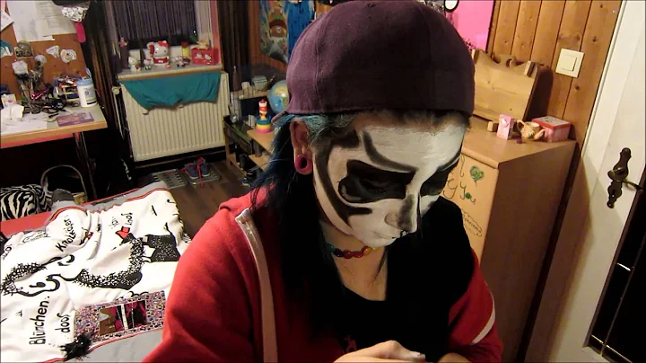 Denise Grimes - Halloween Skull