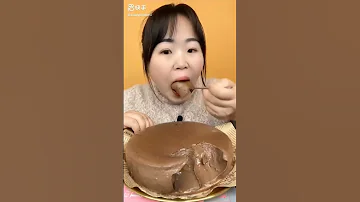 Chinese Mukbang Chocolate Cake Asmr Cake Chocolate Food Chineese Chineseasmr 