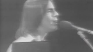 Watch Jackson Browne Sit Down Servant video