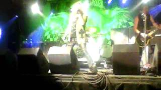 VINCE NEIL, HE&#39;S A WHORE, CHEAP TRICK COVER, SPEAKING ROCK CASINO by www.alexxofficialmusic.com