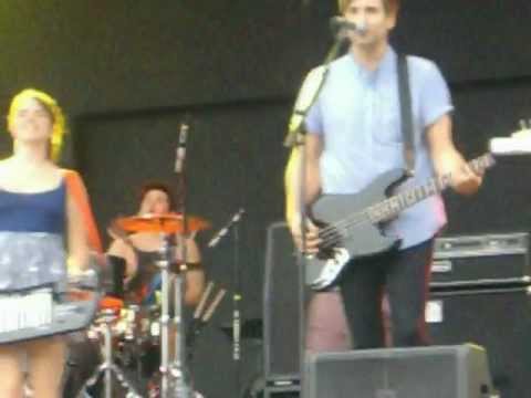 Punk music video thumbnail preview for Cobra Starship - Fool Like Me