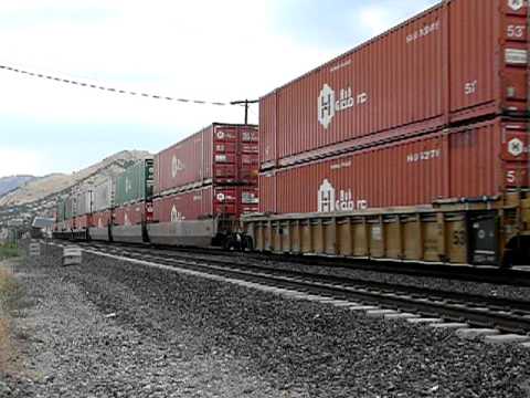 Tehachapi Loop with UP double stack train