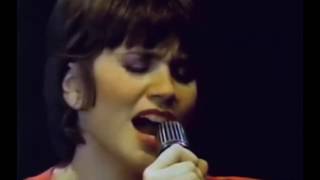 Video thumbnail of "Linda Ronstadt - performing "Party Girl" live on HBO (written by Elvis Costello), circa 1980"