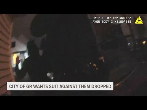 City defends Grand Rapids police officers who handcuffed 11-year-old girl at gunpoint in 2017