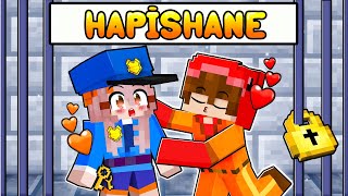 KIZ Arkadaşımın Hapishanesinde KİLİTLENDİM!  Minecraft