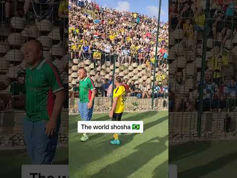 الأسطورة شوشع يصنع فرحة في مو دراجات😱😱 #football #aespadirtywork #brasil #usa #المغرب #trending