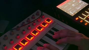 MPC One & Arturia Microfreak Beatmaking Session April 2024