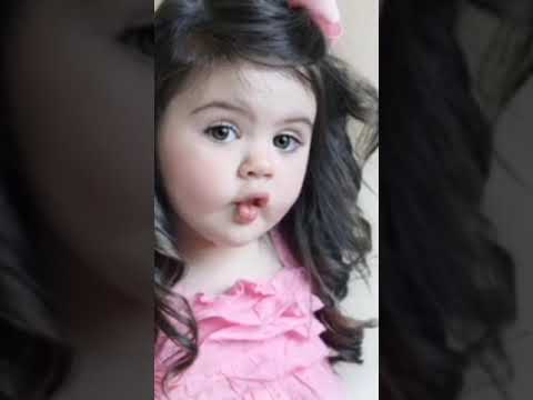 يا بنات يا بنات يا بنات مين اللي مخلفش بنات مشبعش من الحنيه ولا شو الحلويات حلوه الايام في عينيا 