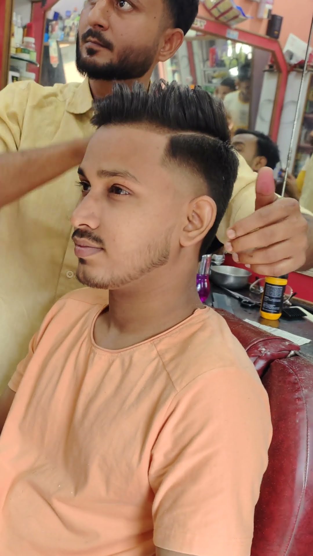 Virat Kohli shares new haircut done by fashion stylist Aalim Hakim ahead of  Sri Lanka series - See PHOTOS | Cricket News