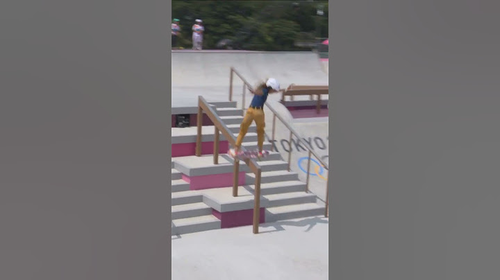 Relive Rayssa Leal's best attempt in the third trick of her event