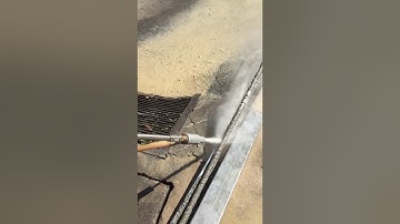 Máy phun xịt bê tông giàn giáo cốp pha liên hệ Mr Thanh 0907274444