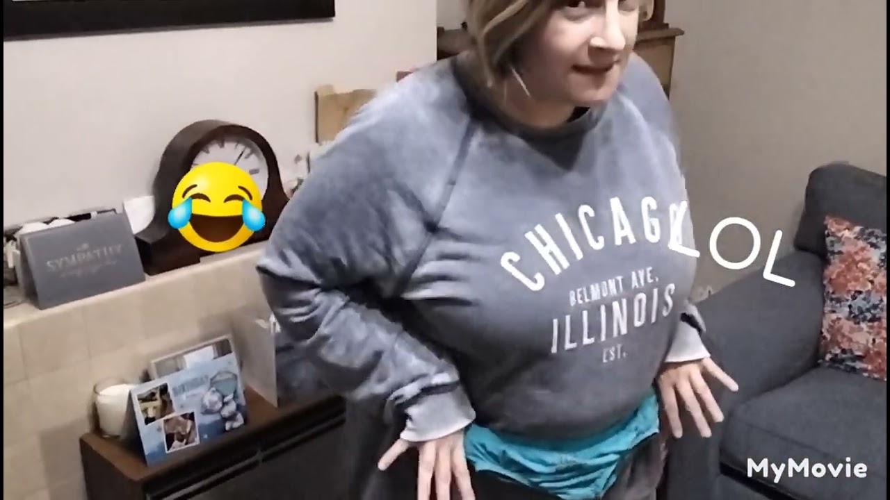 Mum just casuly dancing 💃