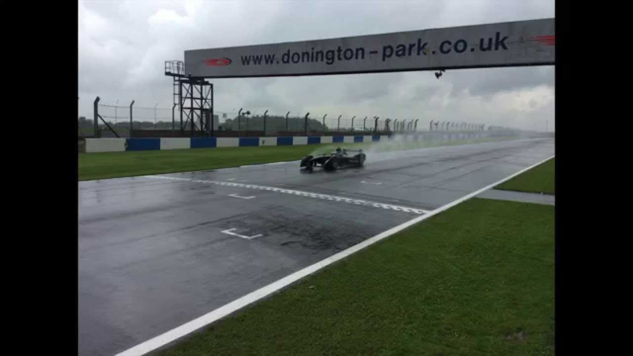 Sound of the first VENTURI Formula E car (2014)