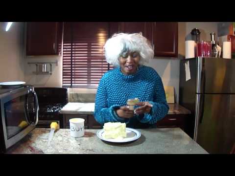 Paula Deen cooks with gallons of butter. She even Deep Fried a Cheese cake Yum . You are what you eat. Take care of yourselves ya'll. So Paula Deen was on Dr. Oz show to help her kick her several packs of CIGARETTES A DAY she smokes Y'all. --- Please Like GloZell's Official Fan Page www.facebook.com See all of GloZell's YouTube videos! www.youtube.com www.youtube.com Follow GloZell on Twitter! www.twitter.com Visit GloZell's Blog... Where She Shares Her Exciting, Hilarious Life as a Comedienne! www.GloZellBlog.com Visit GloZell's Official Website http --- "Paula Deen" "Cheese Cake" "Fried Cheesecake" Paula Deen fries cheesecake sweets Sugar "Deep Frying" "Home Cooking" Best cookies dessert bake tips Dishes Food Network "Pauladeenisms" "Southern Recipes" Diabetes Health Cook Butter "Kitchen Recipe" Restaurant Healthy TV show Funny Eating Chocolate Glozell "Glozell Green"