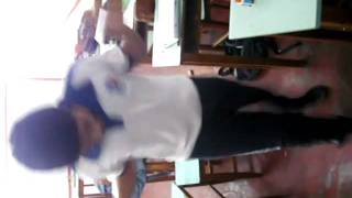 lucas na tentativa de dançar rebolation