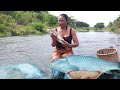 Found big fish in river for food - Cooking big fish with chili sauce for dinner - Survival cooking