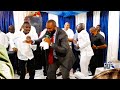 Bendera Yake Yesu Sasa Inapepea | Anaweza Mwana Wa Mungu [ Praise Moments Live ] - Pst. Dennis Rioba