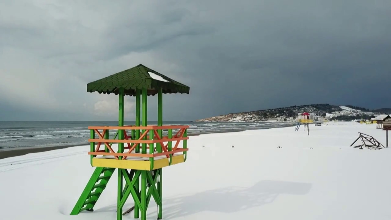 Beachboarding at the Big beach of Ulcinj/Ulqin