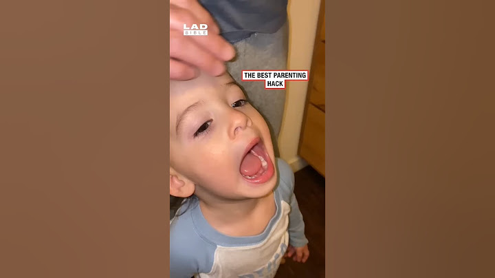 Tricking my toddler into eating healthy food: 😂ViralHog)
