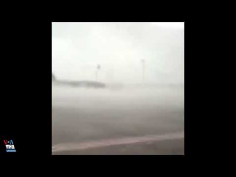 تصویری: گردباد در سیمفروپول کارکنان فرودگاه را ترساند